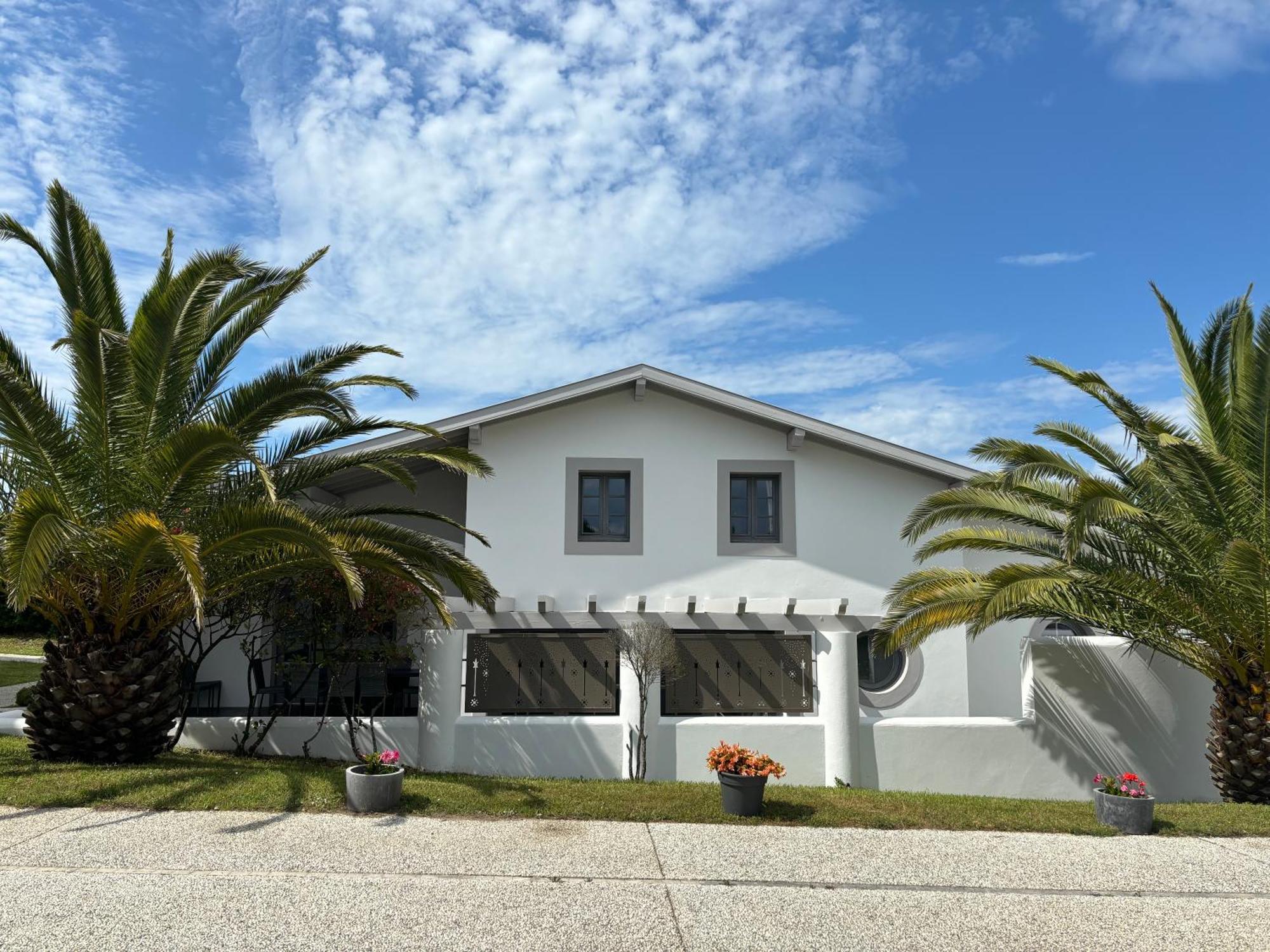 Villa Clara, Residence Face A L'Ocean Et Au Golf De Chiberta Англе Экстерьер фото